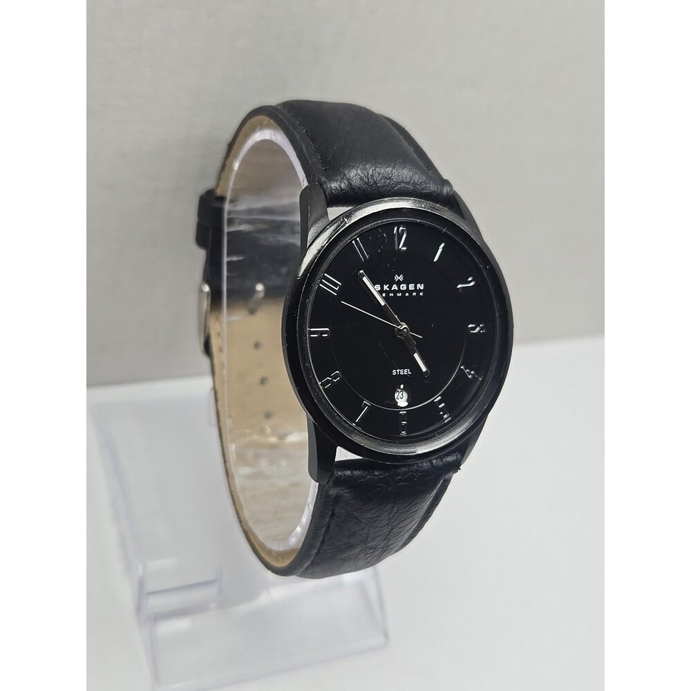 Skagen Denmark Black Stainless 38mm Date Mens Slim Watch New Battery Leather - Picture 3 of 12